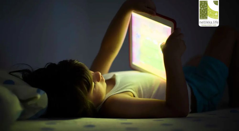 The Dark Link: Addictive Screen Use Trajectories and Suicidal Behaviors